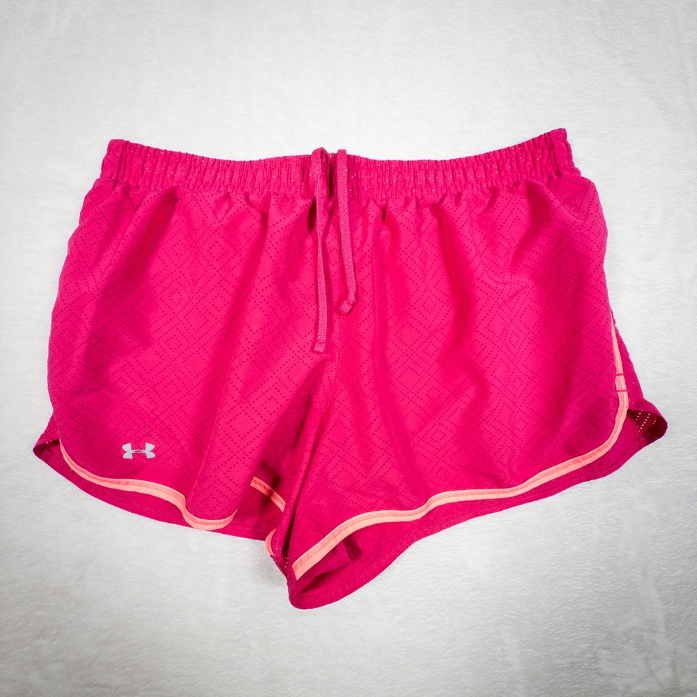 Under Armour Pink Perforated Athletic Shorts‎ Women's Size Medium Elastic Waist
